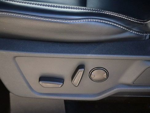 Used 2025 Ford Bronco Outer Banks image 18