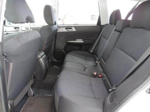 Used 2012 Subaru Forester 2.5X Premium AWD/4WD image 14