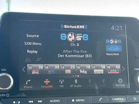 Used 2023 Nissan Rogue SV image 11