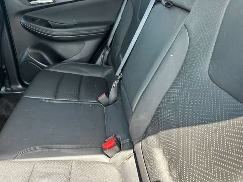 Used 2021 Buick Encore GX Essence AWD/4WD image 12