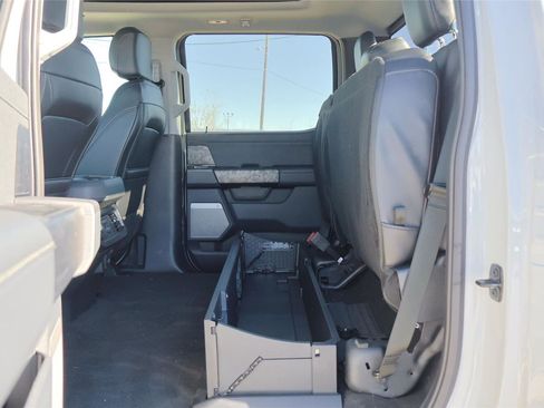 New 2025 Ford F250 Lariat w/ Lariat Ultimate Package image 43