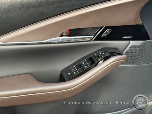 Used 2025 MAZDA CX-30 AWD 2.5 S w/ Premium Package image 19