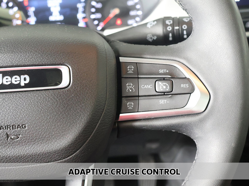 Used 2023 Jeep Compass Limited w/ Sun and Sound Group AWD/4WD image 6