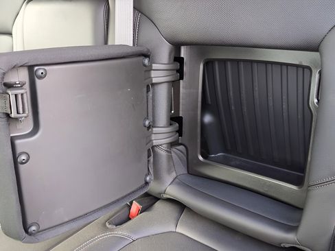 Used 2022 Chevrolet Silverado 2500 LTZ w/ Z71 Off-Road Package image 27