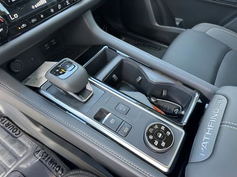 New 2026 Nissan Pathfinder SL AWD/4WD image 26