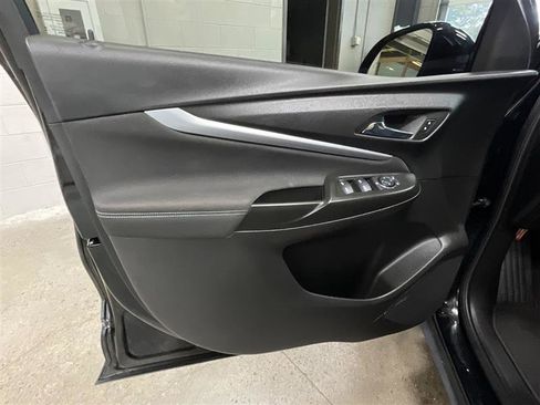 Used 2023 Chevrolet Bolt EUV LT w/ Driver Confidence Package FWD image 10