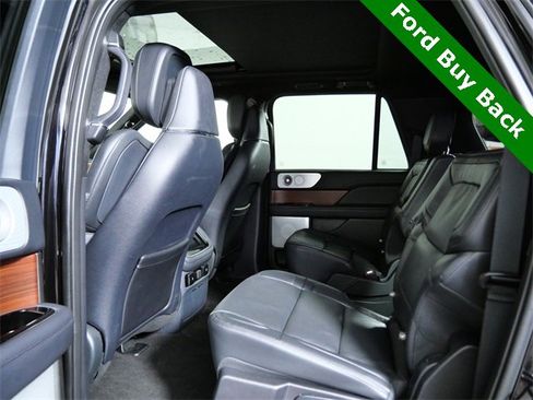 Used 2024 Lincoln Navigator L Reserve image 13