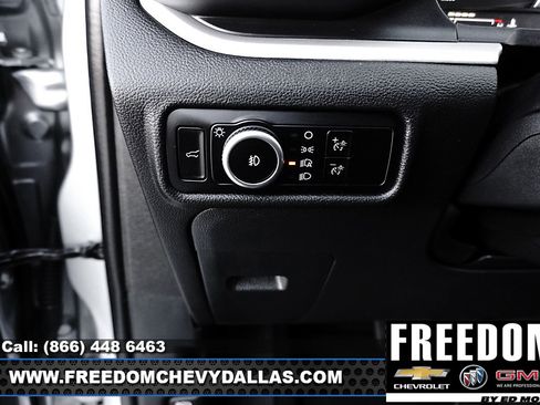 Used 2024 Ford Explorer XLT w/ Equipment Group 202A image 23