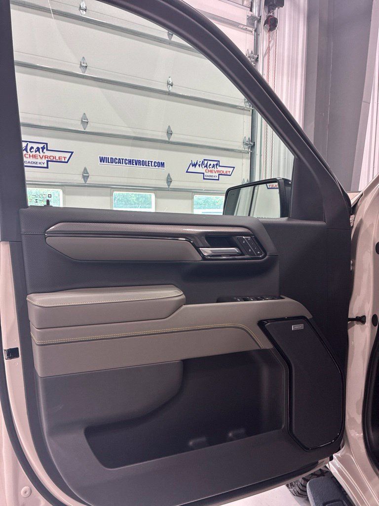 Used 2026 Chevrolet Silverado 1500 ZR2 w/ LPO, Dark Essentials Package AWD/4WD image 21