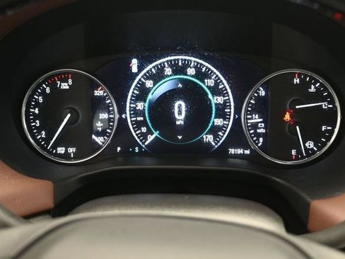 Used 2019 Buick Enclave Avenir w/ Avenir Technology Package AWD/4WD image 13