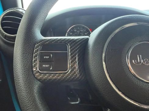 Used 2017 Jeep Wrangler Sport AWD/4WD image 15