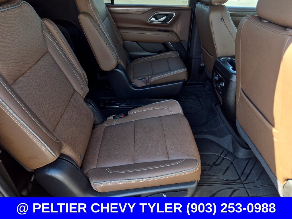 Used 2024 Chevrolet Suburban High Country w/ Max Trailering Package AWD/4WD image 16