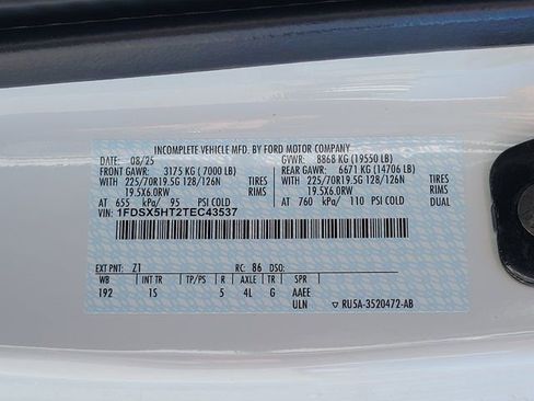 New 2026 Ford F550 4x4 Supercab Super Duty image 16