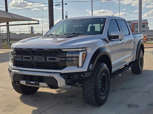 Used 2025 Ford F150 Raptor AWD/4WD image 3