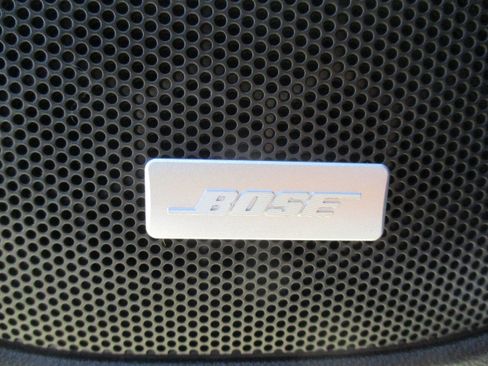 Used 2023 GMC Acadia SLE w/ Driver Convenience Package image 35