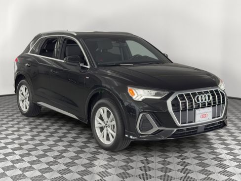 Used 2025 Audi Q3 2.0T Premium w/ Convenience Package AWD/4WD image 7