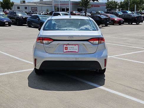 Used 2024 Toyota Corolla LE FWD image 7