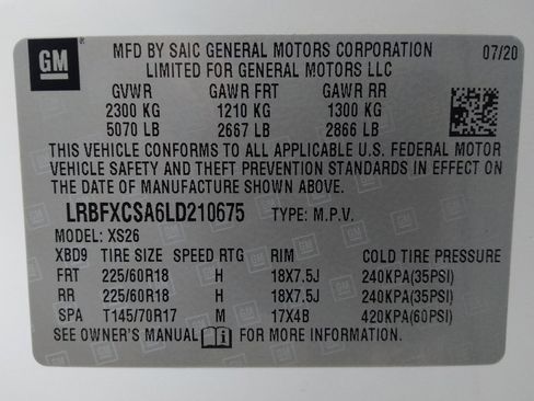 Used 2020 Buick Envision Essence FWD image 33