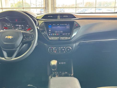 Used 2023 Chevrolet TrailBlazer LT w/ Convenience Package image 18