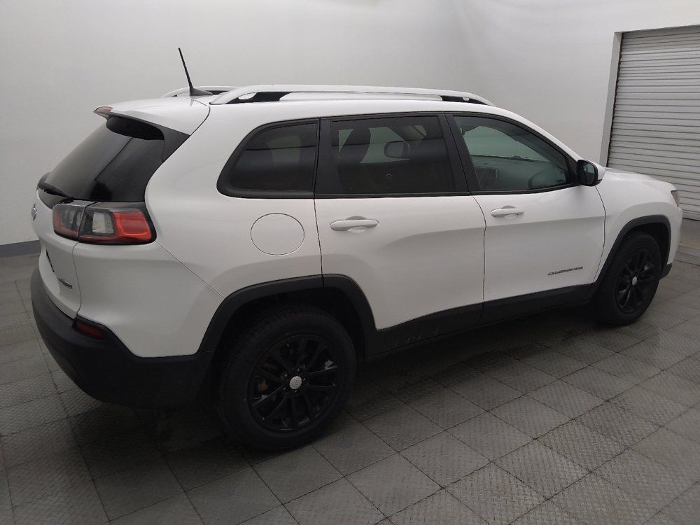 Used 2021 Jeep Cherokee Latitude FWD image 10