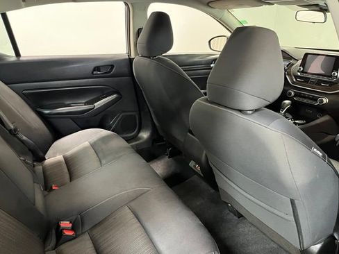 Used 2024 Nissan Altima 2.5 SV FWD image 14