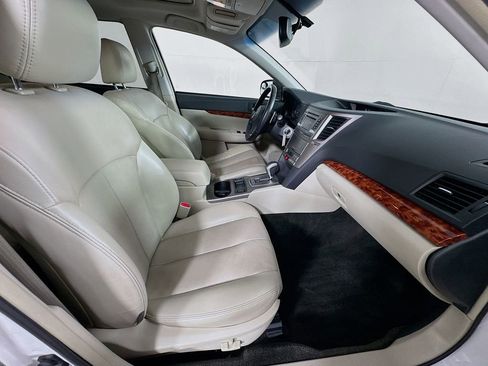 Used 2012 Subaru Outback 2.5i Limited image 34
