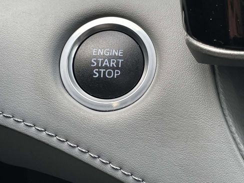 Used 2019 Toyota Highlander Plus image 37