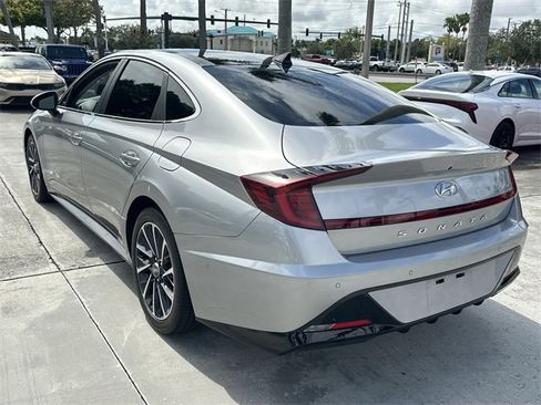 Used 2020 Hyundai Sonata Limited image 12