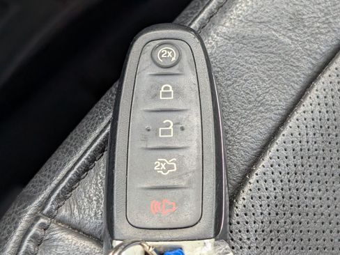 Used 2018 Ford Flex Limited FWD image 29