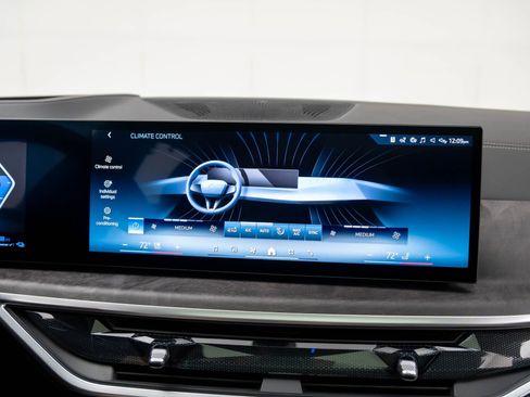 New 2026 BMW X5 xDrive50e w/ Executive Package image 24