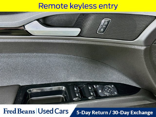Used 2016 Ford Fusion SE FWD image 22