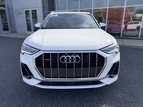 Certified 2024 Audi Q3 2.0T Premium Plus image 9