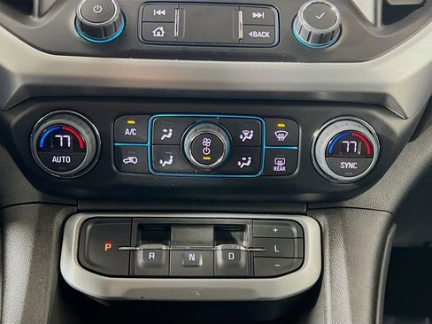 Used 2023 GMC Acadia SLE w/ Driver Convenience Package image 15