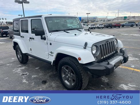 Used 2015 Jeep Wrangler Unlimited Sport image 1