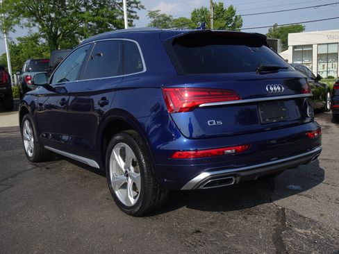 Certified 2023 Audi Q5 2.0T Premium Plus w/ Premium Plus Package AWD/4WD image 3