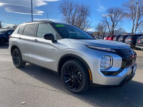 New 2025 Mitsubishi Outlander SEL Black Edition image 7