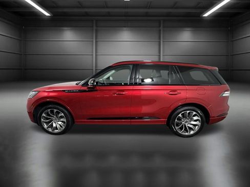 New 2026 Lincoln Aviator AWD w/ Jet Appearance Package image 3