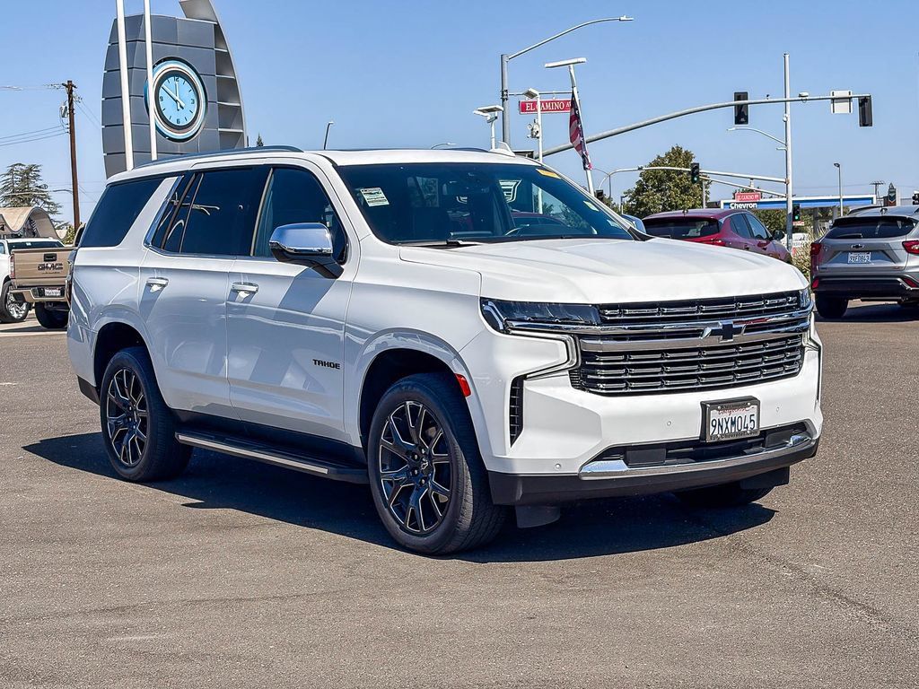 Used 2024 Chevrolet Tahoe Premier AWD/4WD image 5
