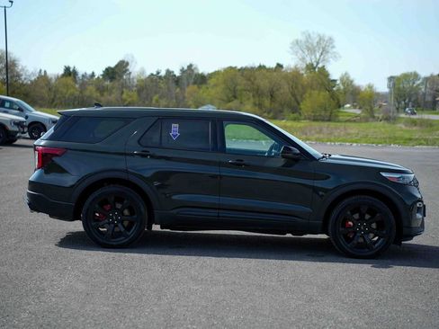 Used 2022 Ford Explorer ST w/ Equipment Group 401A AWD/4WD image 4