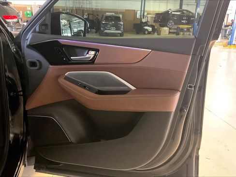 Used 2025 Acura MDX FWD w/ Technology Package image 21