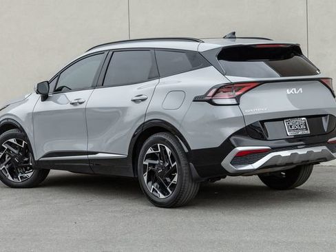 Used 2023 Kia Sportage SX image 3