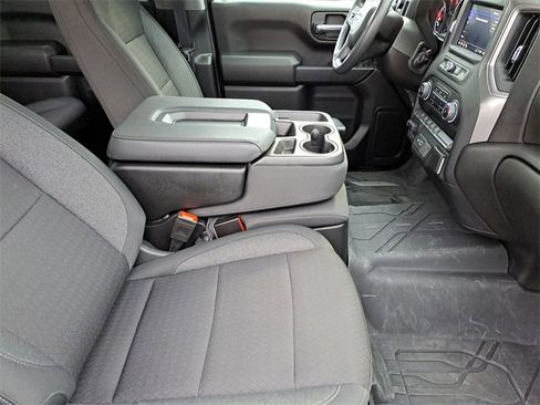 Used 2024 Chevrolet Silverado 1500 Custom image 24