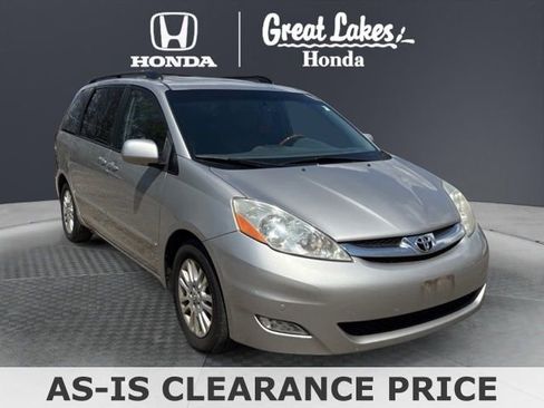 Used 2009 Toyota Sienna XLE Limited FWD image 1