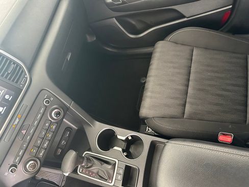 Used 2021 Kia Sportage LX FWD image 23