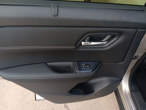 New 2025 Nissan Rogue SL w/ Tech Package image 28