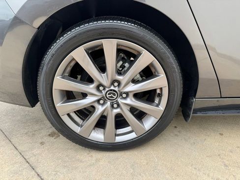 Used 2019 MAZDA MAZDA3 Sedan w/ Premium Package FWD image 7