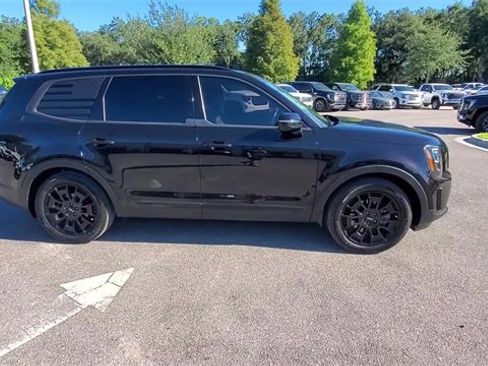 Used 2022 Kia Telluride SX w/ Nightfall Edition Package image 9