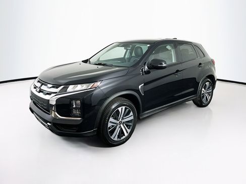 Used 2025 Mitsubishi Outlander Sport ES image 3