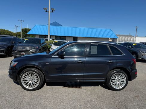 Used 2017 Audi Q5 2.0T Premium Plus w/ Technology Package AWD/4WD image 3
