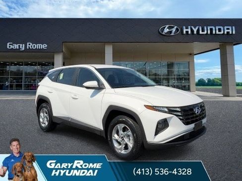 Used 2023 Hyundai Tucson SE AWD/4WD image 2